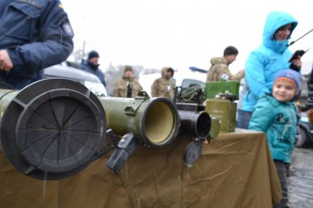 На площади Свободы прошла акция военных (фото)