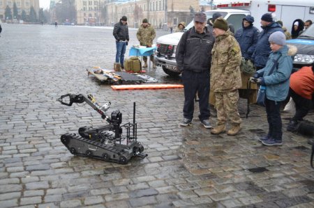 На площади Свободы прошла акция военных (фото)