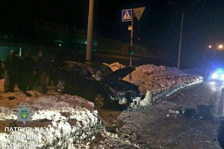 В Харькове автомойщики попали в ДТП на чужом авто (фото)