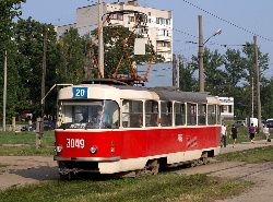 Возле парка Горького отремонтируют трамвайные пути