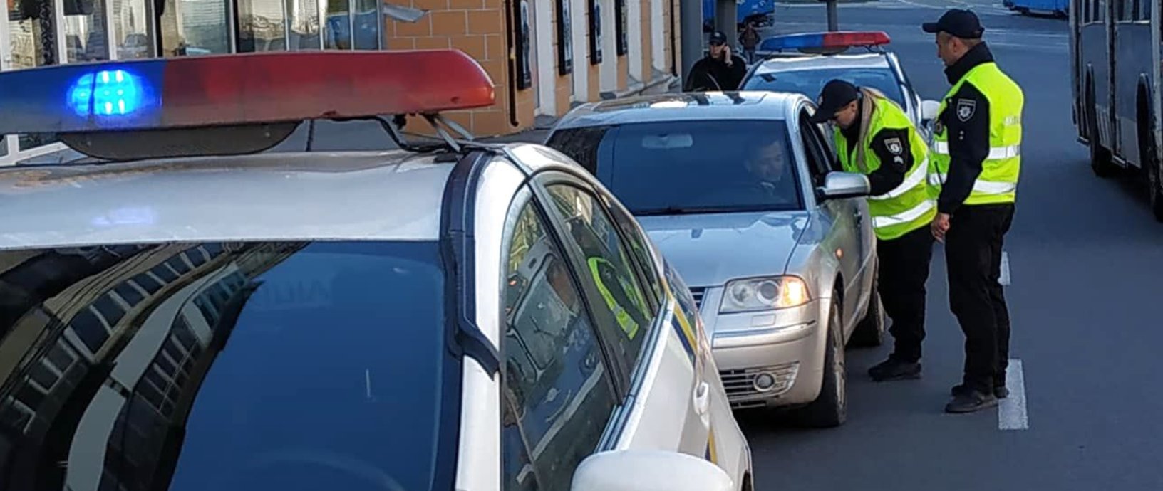 Що має бути в авто, щоб уникнути штрафу, арешту або втрати водійських прав