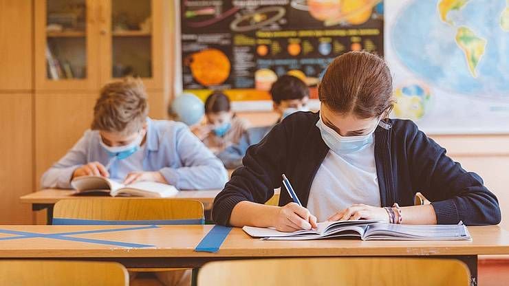 З 1 вересня "Захист України" викладатимуть по-новому: що зміниться для школярів Харкова