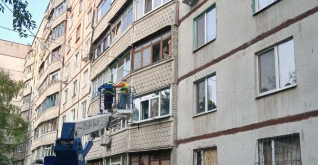 У Харкові ліквідовують наслідки нічної атаки РФ