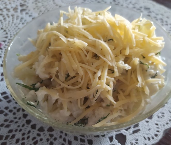 Салат з цвітної капусти