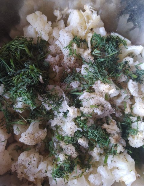 Салат з цвітної капусти