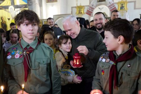 Ігор Терехов отримав Вифлеємський вогонь миру від Національної скаутської організації «Пласт».