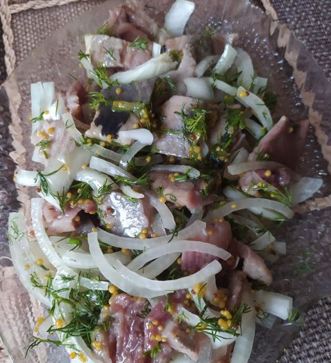 Оселедець в гірчичному соусі