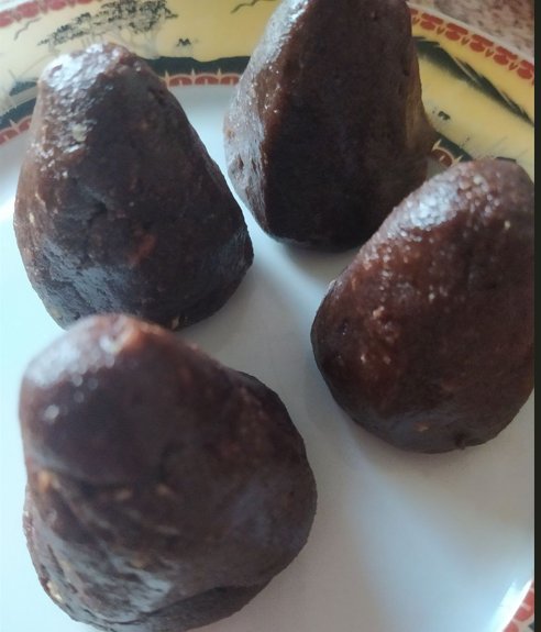 Шоколадні шишки