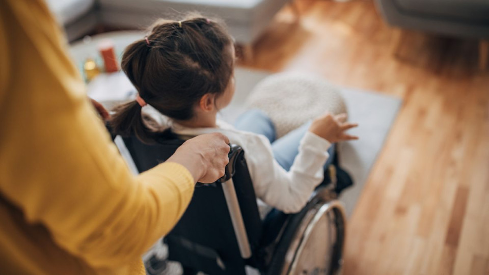 Люди з інвалідністю