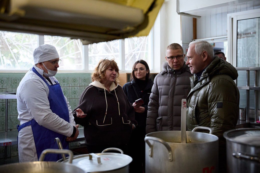 Ігор Терехов перевірив роботу пункту безкоштовного гарячого харчування в Шевченківському районі.