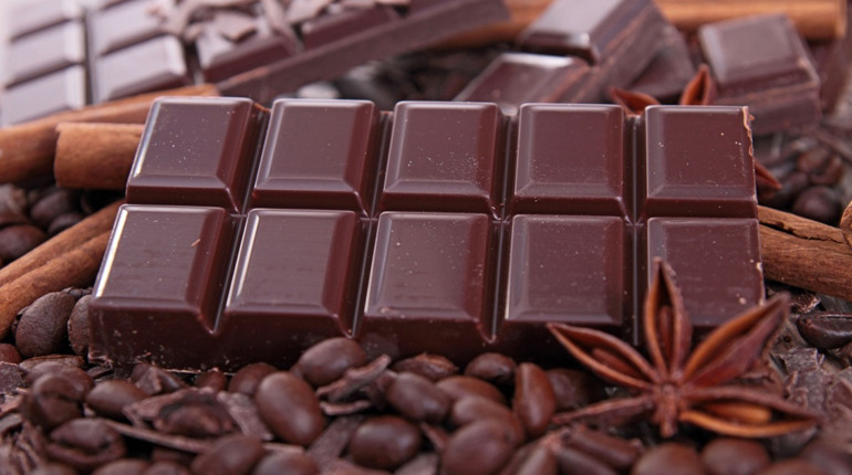 Чорний шоколад