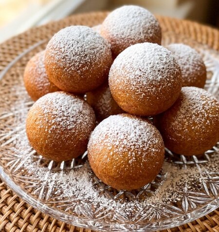 Сирні пончики