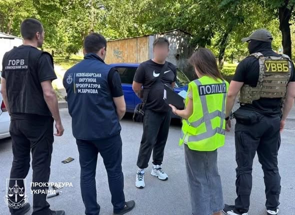 Експоліцейський обіцяв інвалідність і відстрочку від призову за $10 тис.