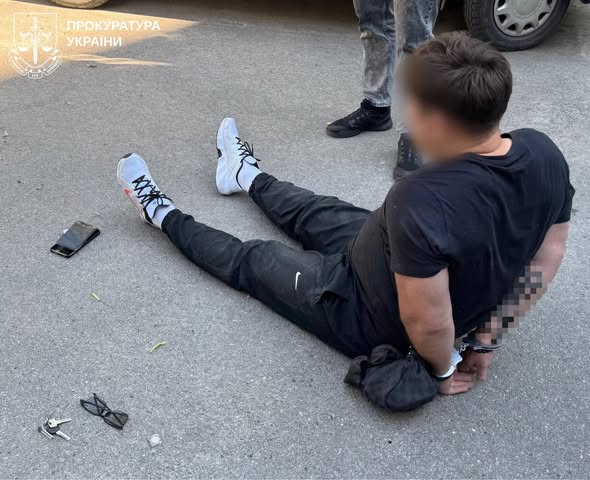 Експоліцейський обіцяв інвалідність і відстрочку від призову за $10 тис.
