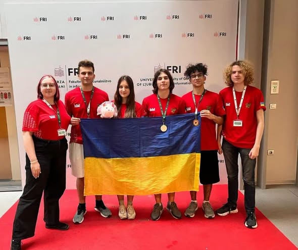 Українська збірна на Центральноєвропейській олімпіаді з інформатики