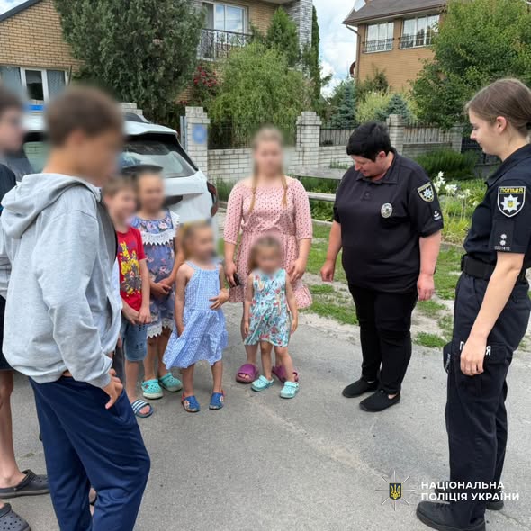 Ювенальні поліцейські Харківщини навчають дітей розпізнавати ворожу пропаганду та дезінформацію в соціальних мережах