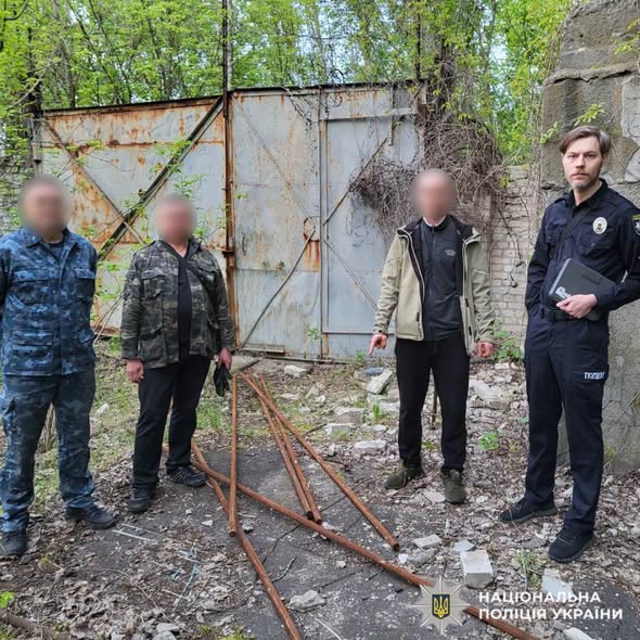У Харкові поліцейські повідомили про підозру зловмиснику, який намагався викрасти майно підприємства
