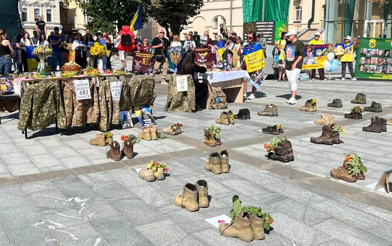 У Харкові відбулася акція з нагоди Міжнародного дня зниклих безвісти.