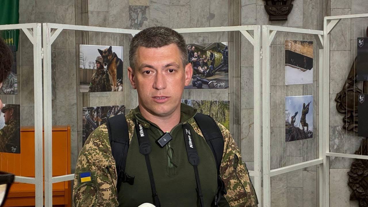 Фотовиставка Антона Карпенка «Погляд. Побратими. Долі».