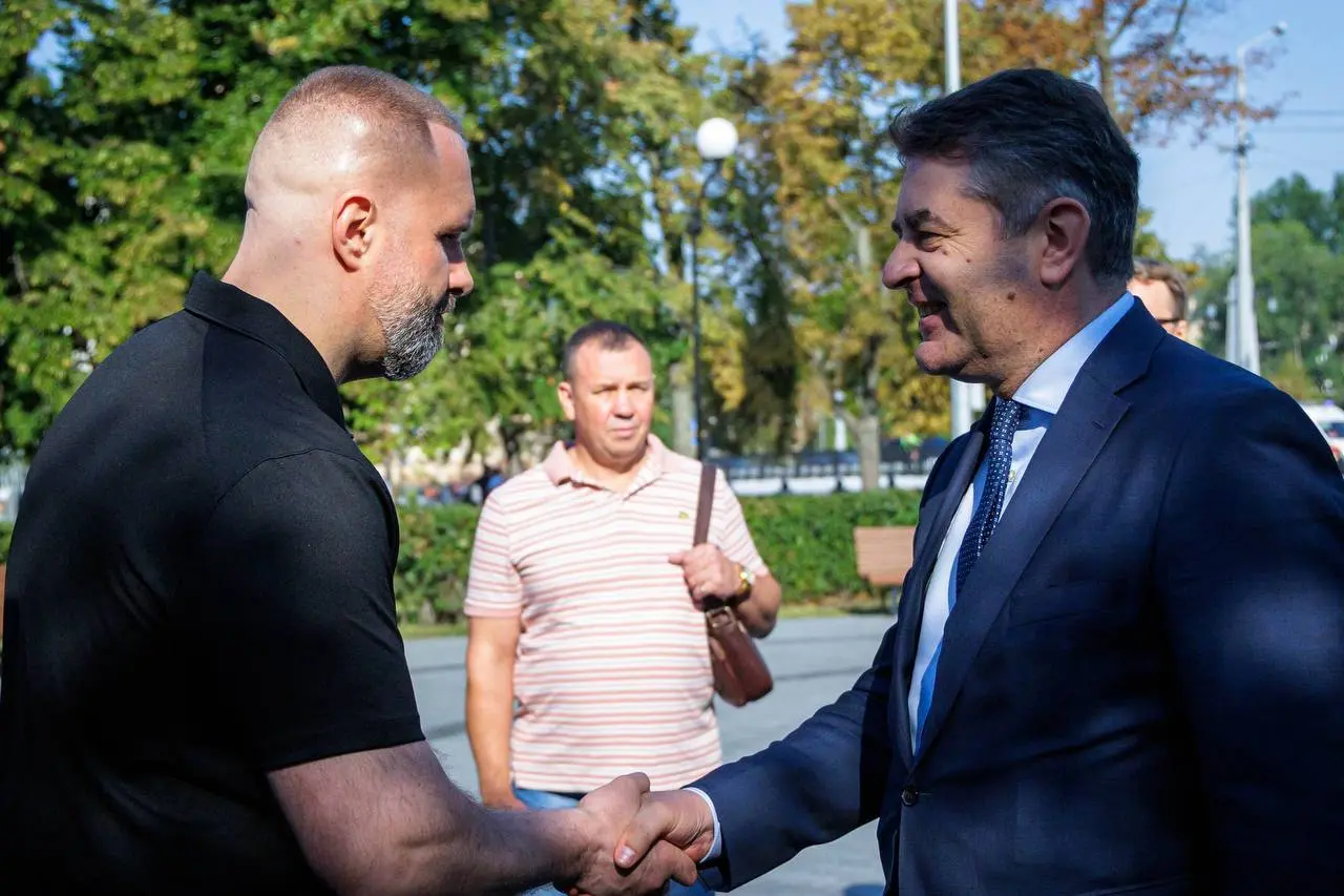 Олег Синєгубов з Федеральним міністром закордонних справ Німеччини та Надзвичайним і Повноважним Послом Німеччини в Україні