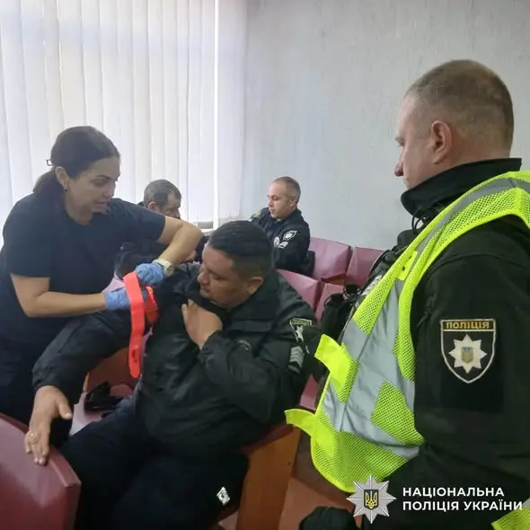 Поліцейські Нової Водолаги вдосконалили навички надання домедичної допомоги