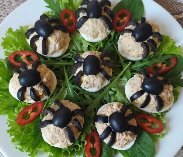 Яйця фаршировані.